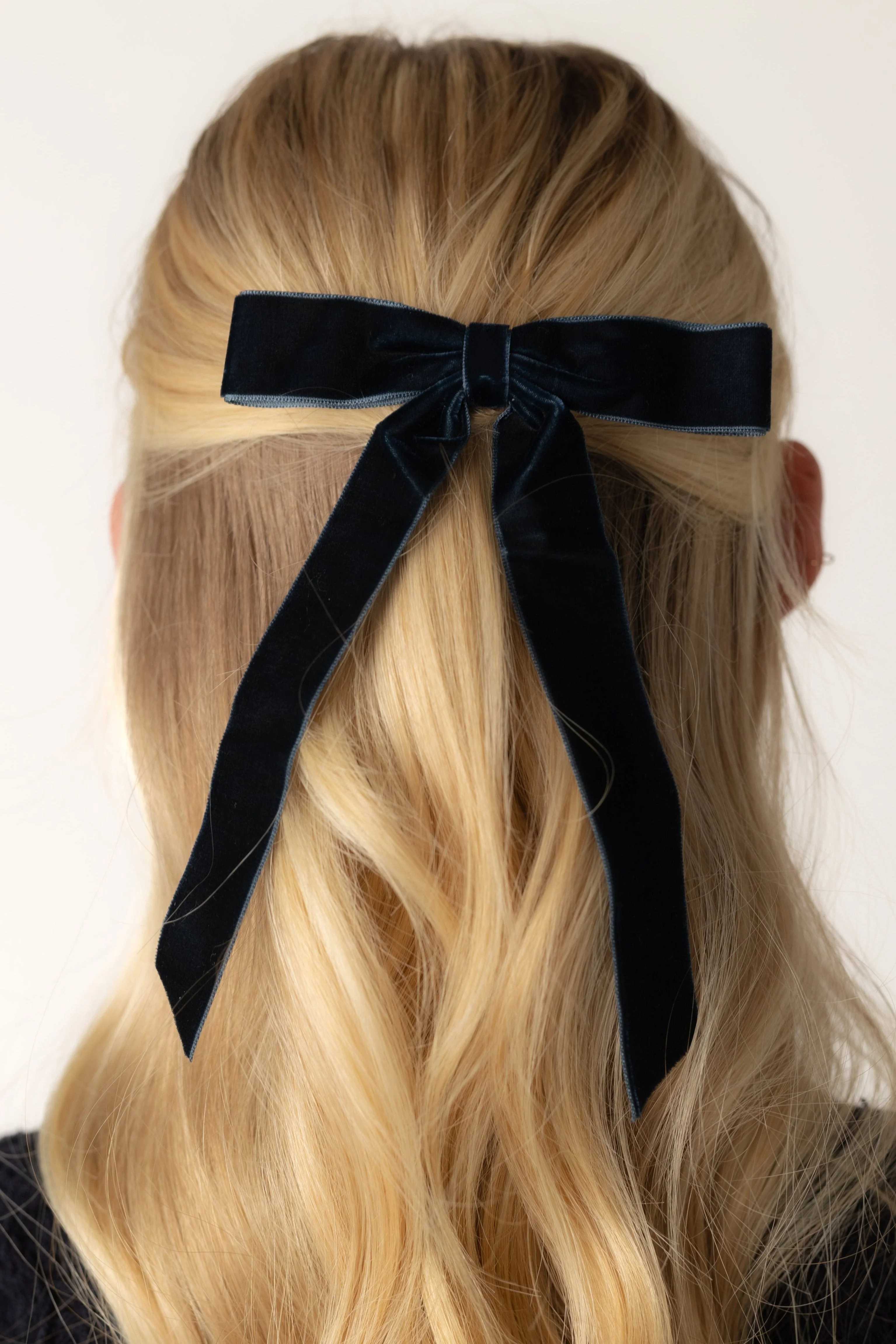 Cove Dressy Petite Velvet Bow - Image 6