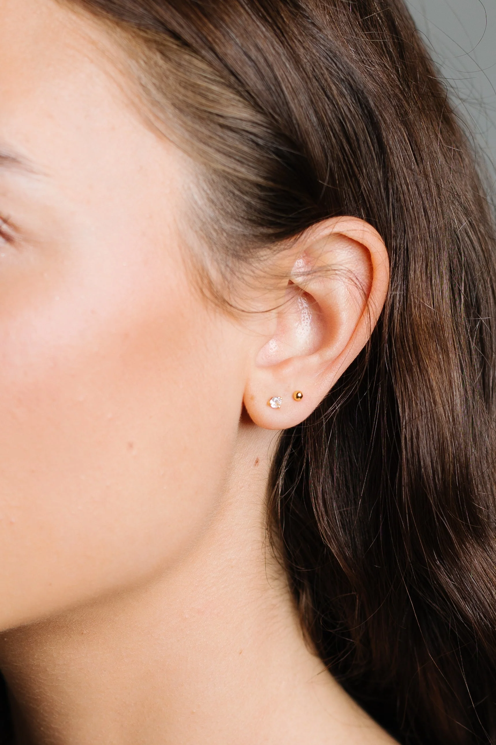 Cove- Glitz Gold Set of 2 Earrings - Image 2