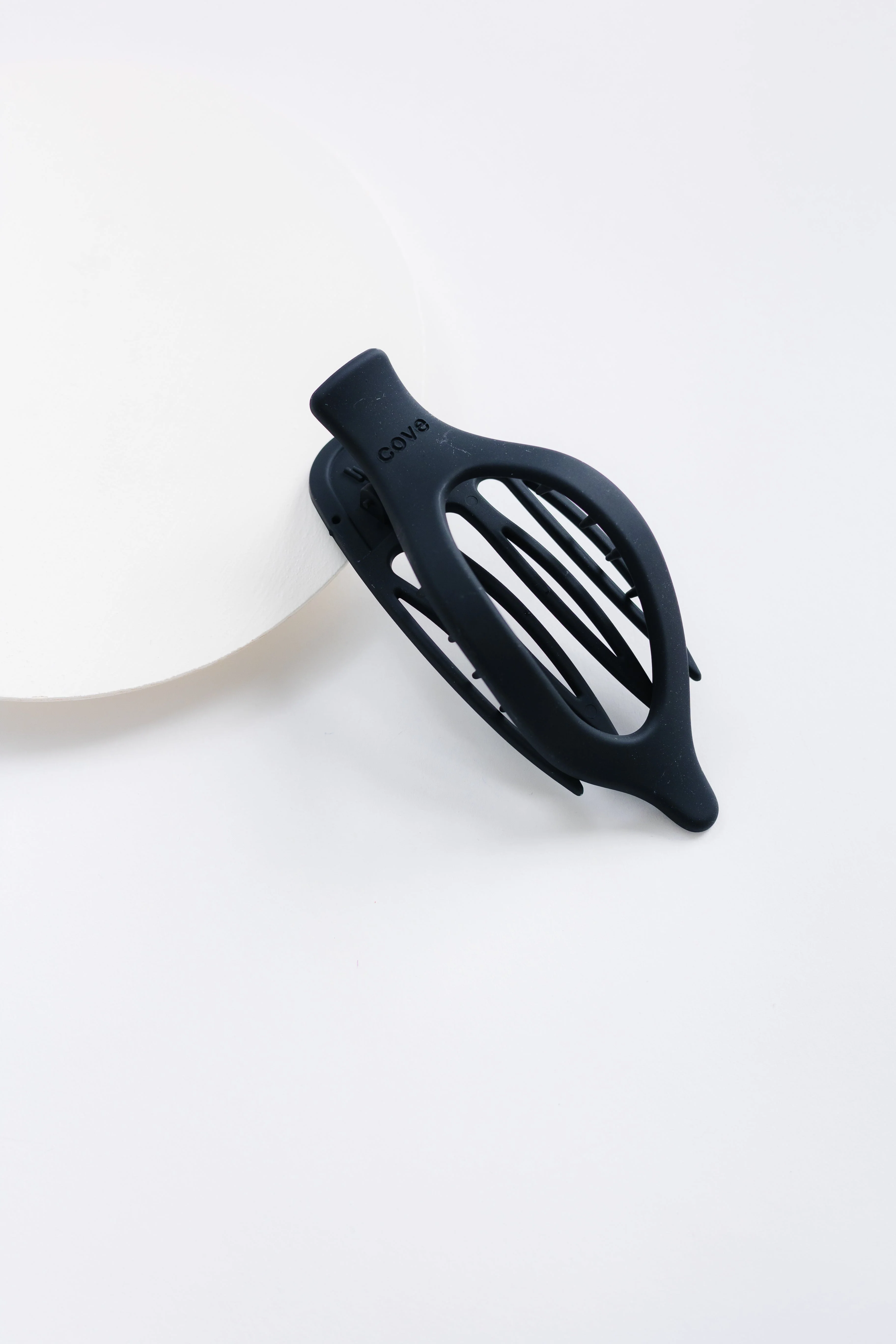Cove Flat Oval Relax Claw - Image 7