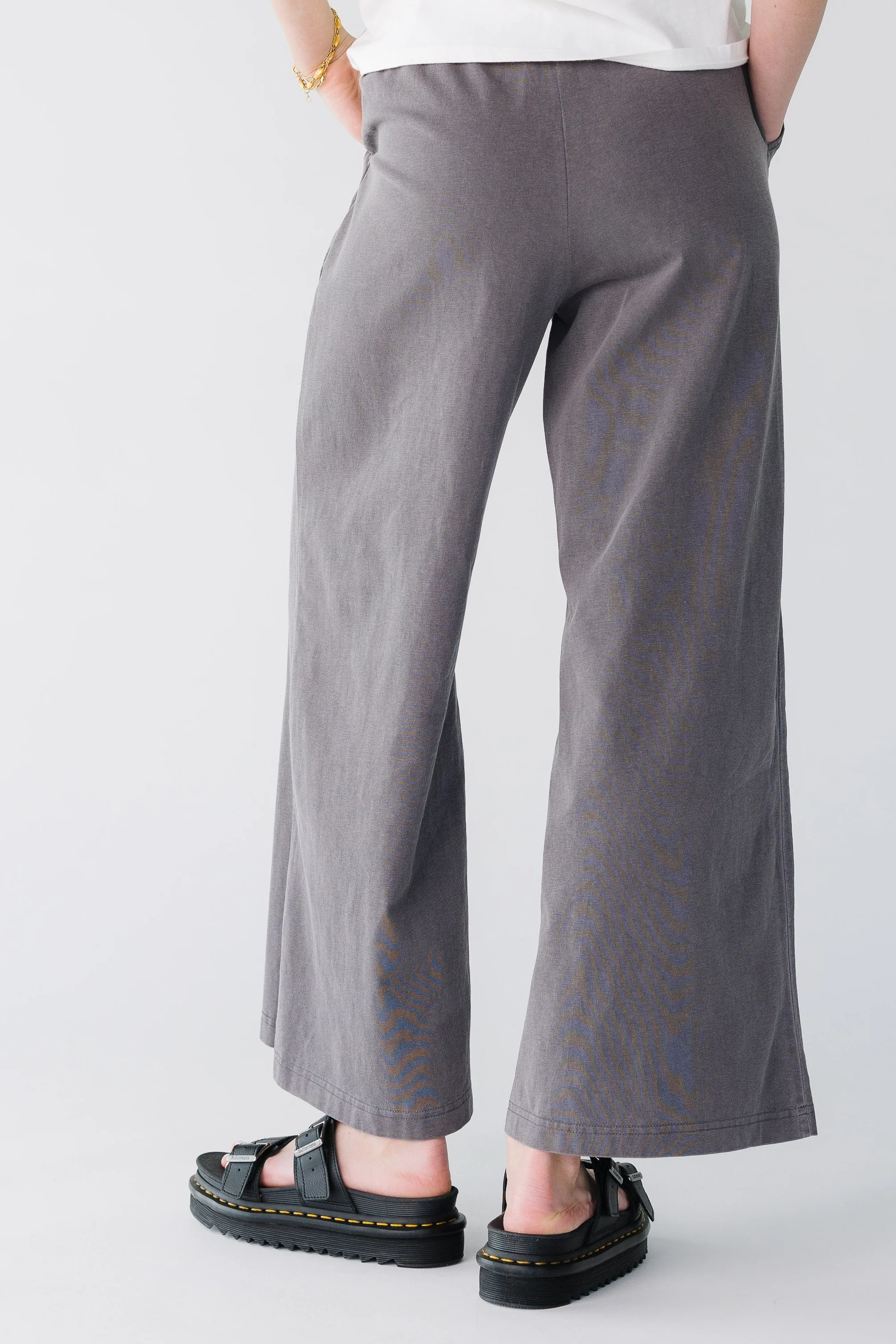 Perfect Travel Elastic Waist Pants - Image 8